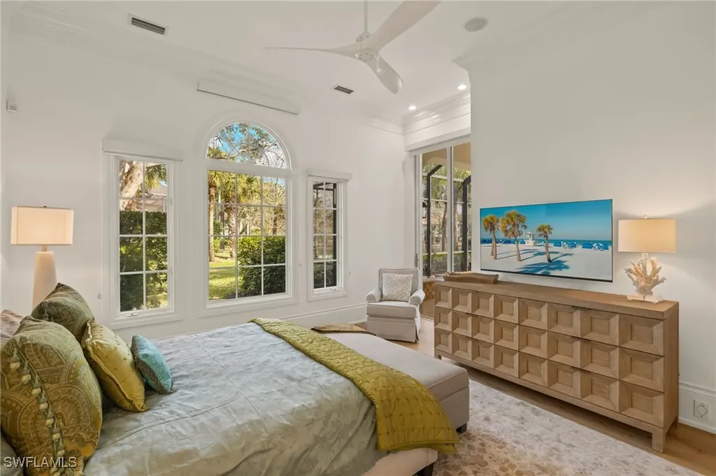 4670 Via Roma Estero FL 34134