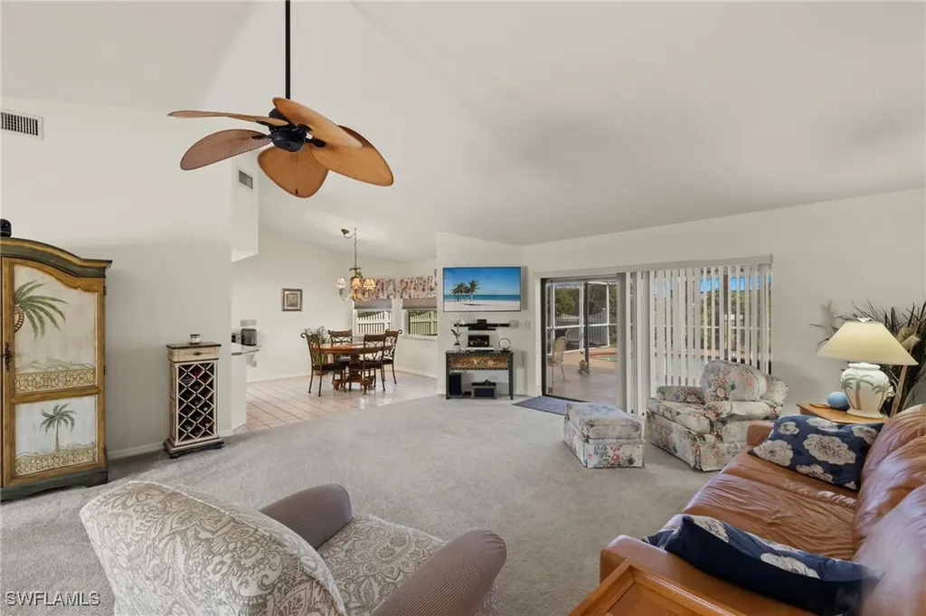 943 NE 23rd Avenue Cape Coral FL 33909