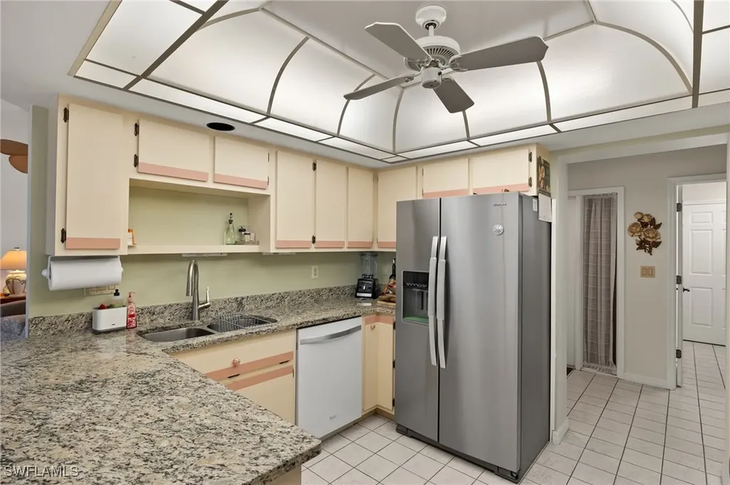 943 NE 23rd Avenue Cape Coral FL 33909