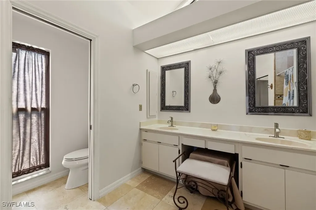 943 NE 23rd Avenue Cape Coral FL 33909