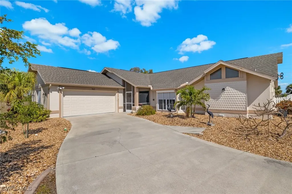 943 NE 23rd Avenue Cape Coral FL 33909