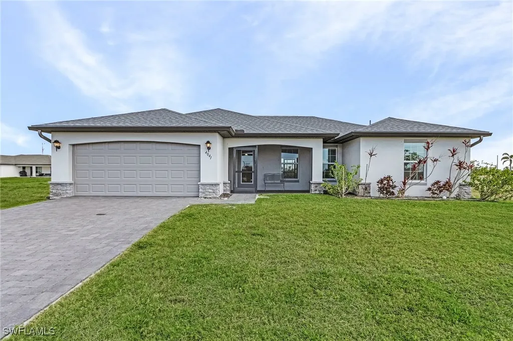 4041 NW 37th Avenue Cape Coral FL 33993