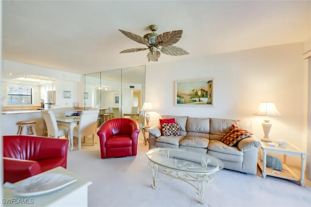 Fort Myers Beach FL, 6897 Estero Boulevard, Unit 125