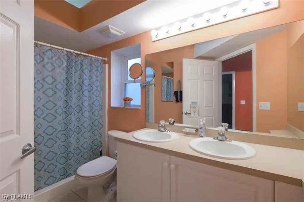 4925 Sandra Bay Drive Naples FL 34109