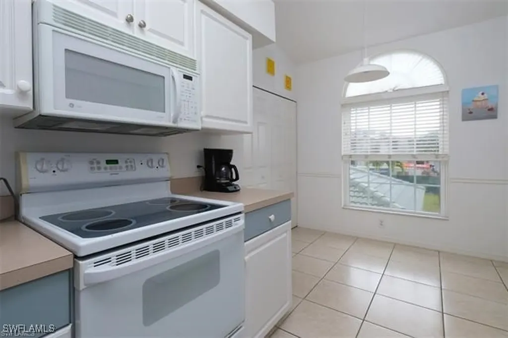 4925 Sandra Bay Drive Naples FL 34109