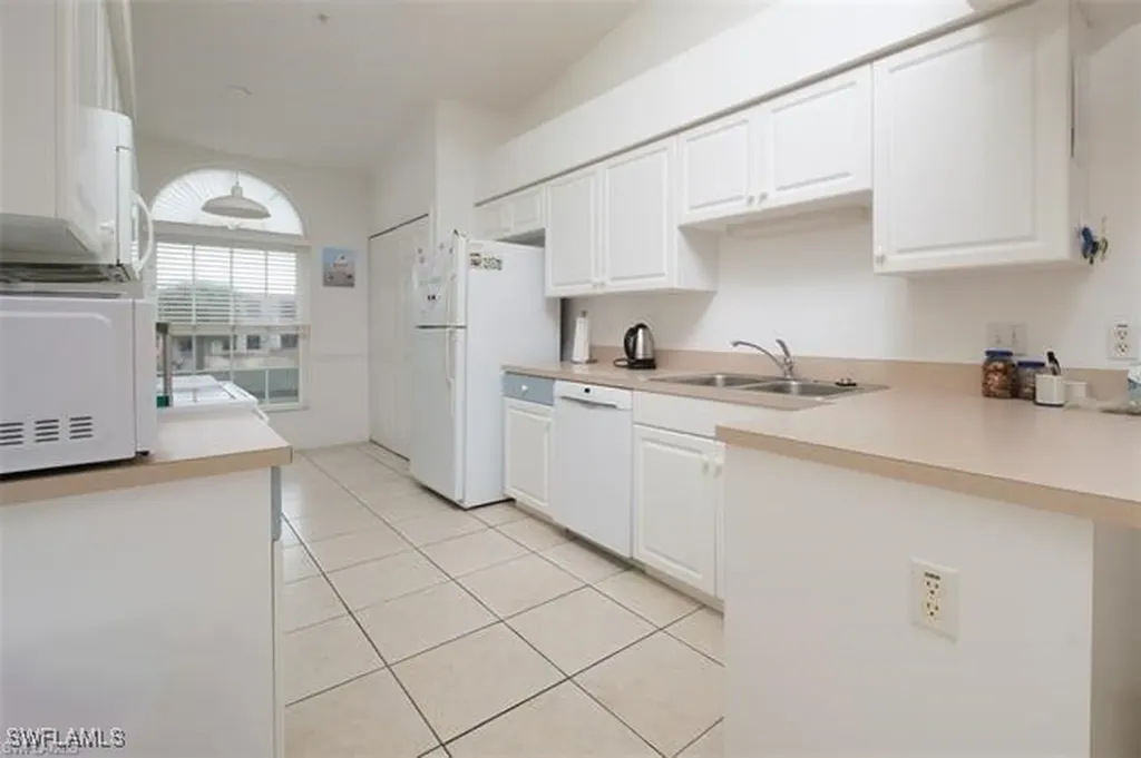 4925 Sandra Bay Drive Naples FL 34109