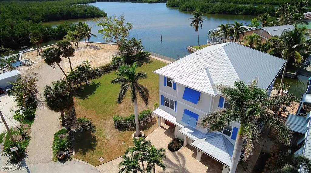 24581 Redfish Street Bonita Springs FL 34134