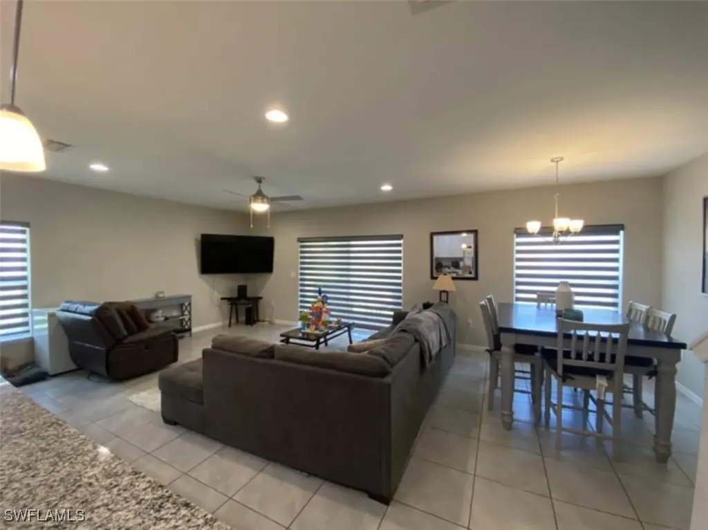 3791 Tilbor Circle Fort Myers FL 33916