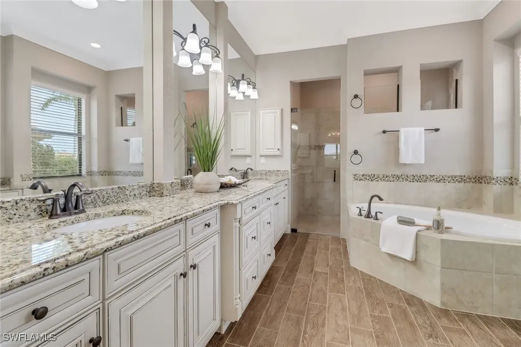 9880 Corso Bello Drive Naples FL 34113