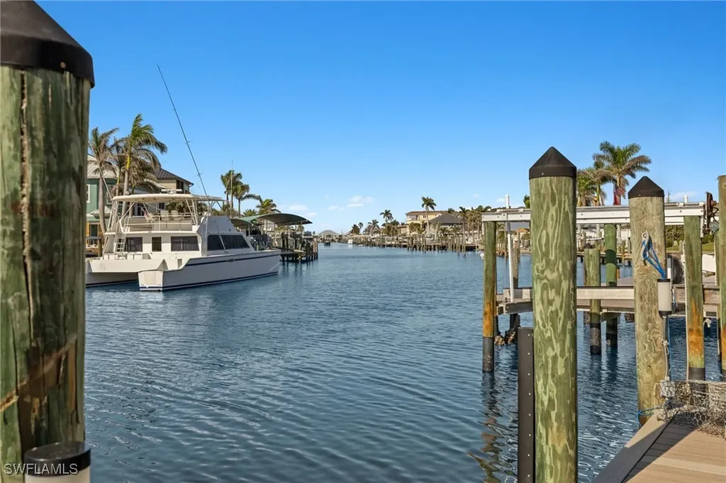 18468 Cutlass Drive Fort Myers Beach FL 33931