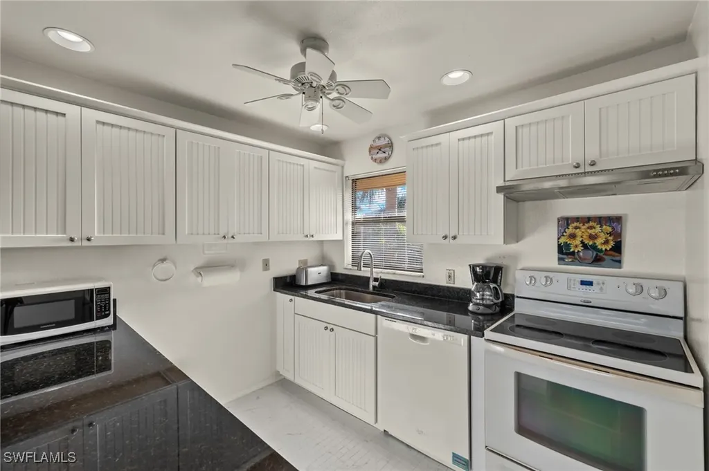 5117 Sea Bell Road Sanibel FL 33957