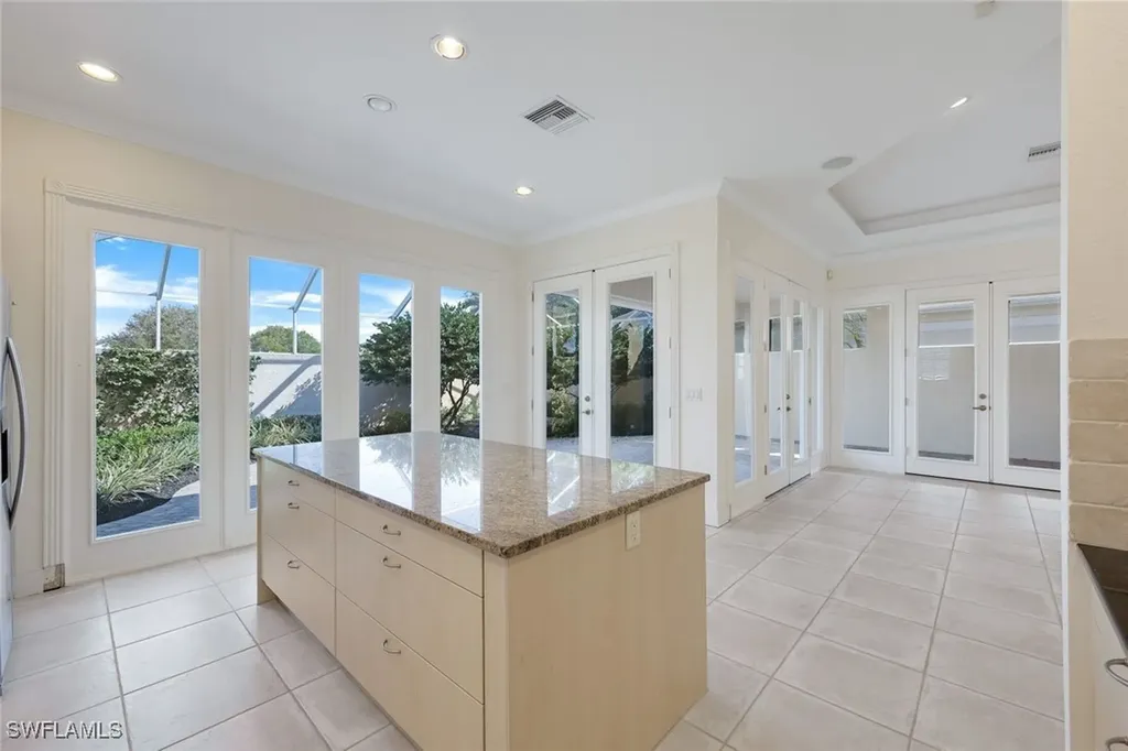 388 Mallory Court Naples FL 34110