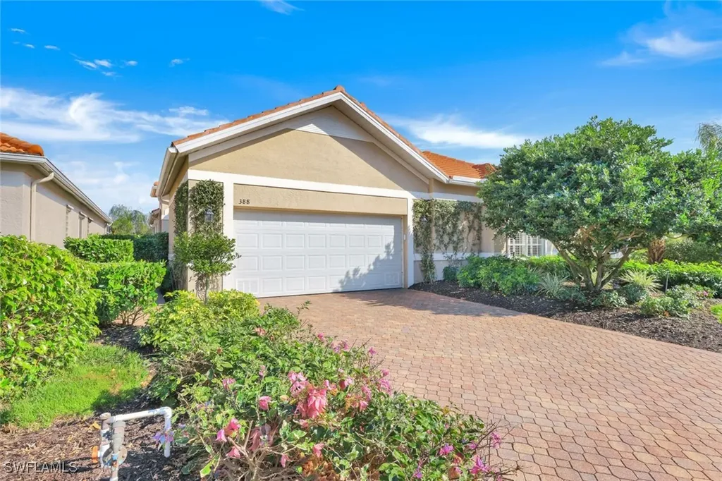 388 Mallory Court Naples FL 34110