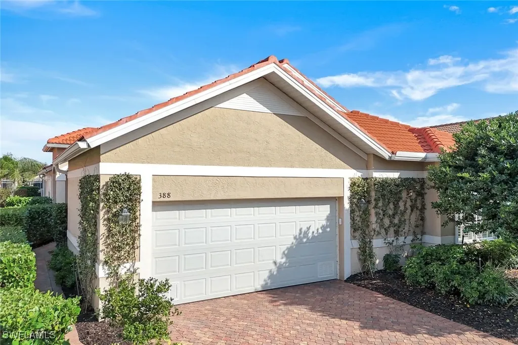 388 Mallory Court Naples FL 34110