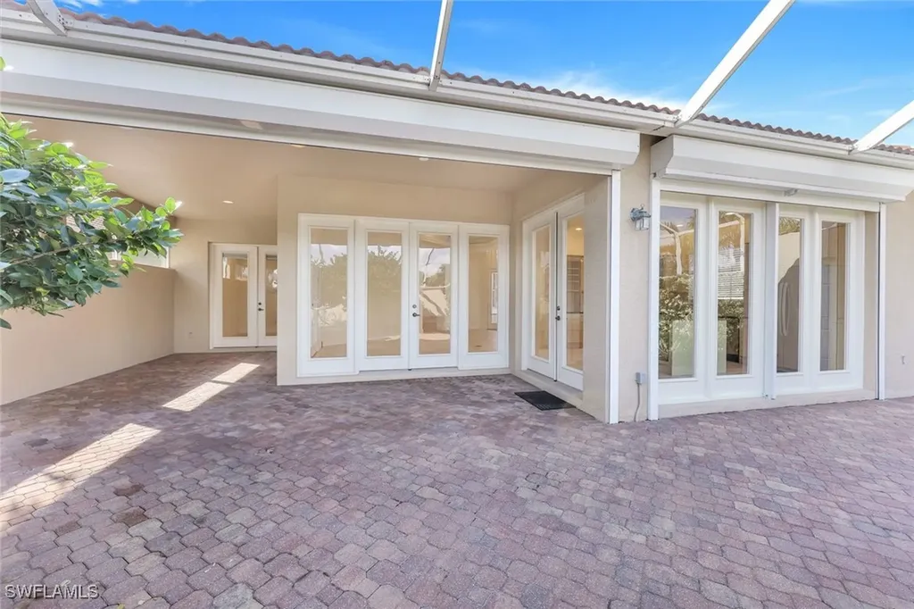 388 Mallory Court Naples FL 34110