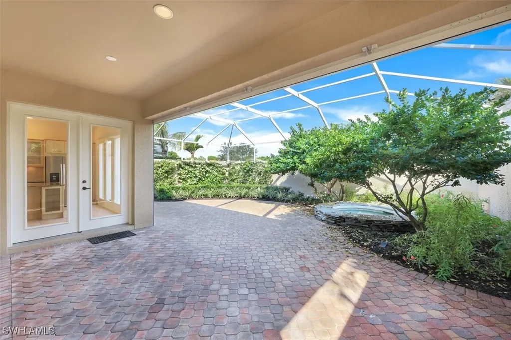 388 Mallory Court Naples FL 34110