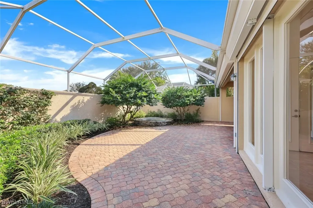 388 Mallory Court Naples FL 34110