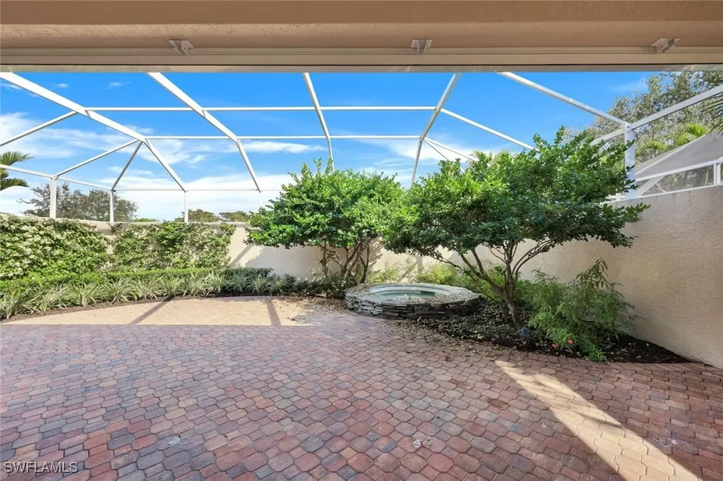 388 Mallory Court Naples FL 34110