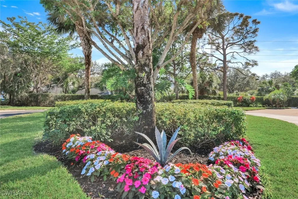 388 Mallory Court Naples FL 34110