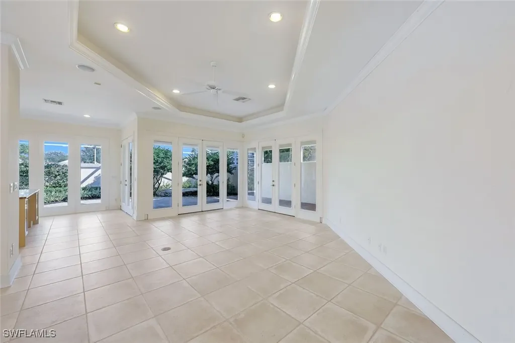 388 Mallory Court Naples FL 34110