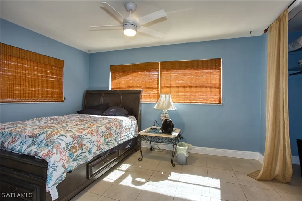 1739 Sandy Circle Cape Coral FL 33904