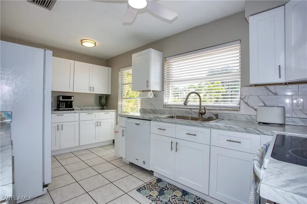 1739 Sandy Circle Cape Coral FL 33904