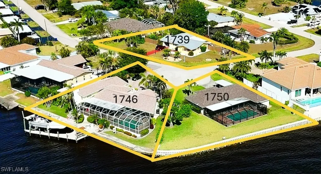 1739 Sandy Circle Cape Coral FL 33904