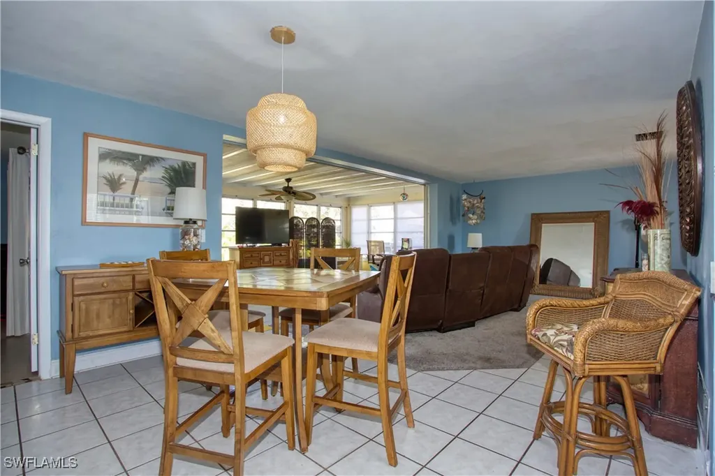 1739 Sandy Circle Cape Coral FL 33904