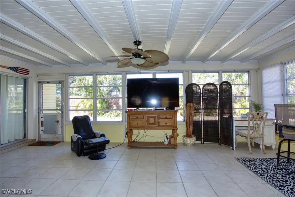 1739 Sandy Circle Cape Coral FL 33904