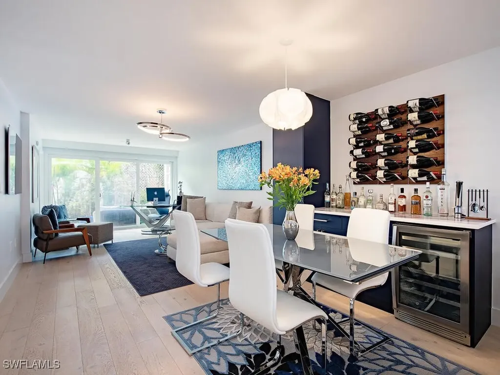 Naples FL, 532 2nd Street S, Unit 532