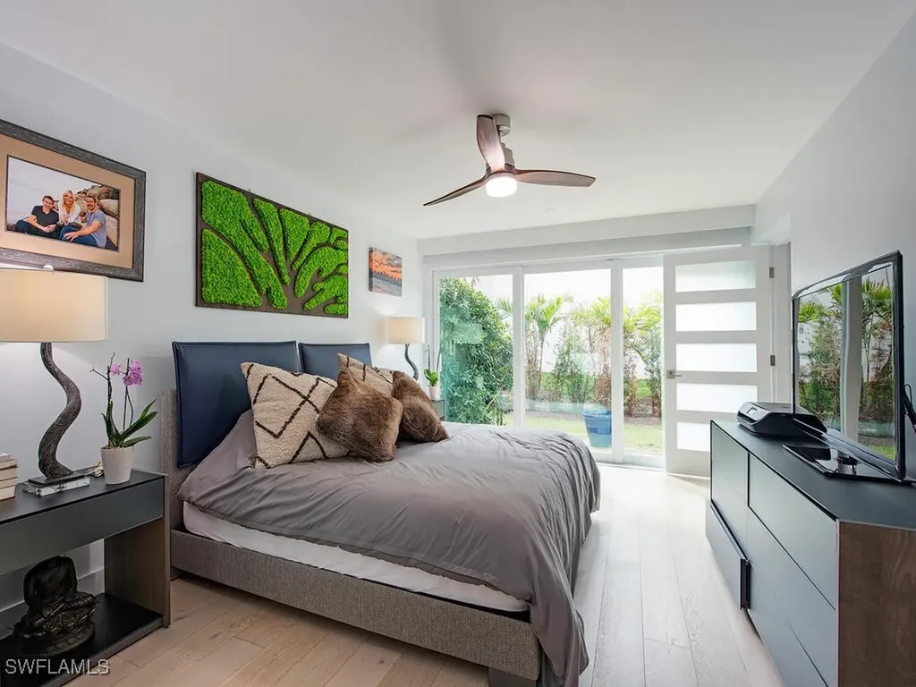 532 2nd Street S Naples FL 34102