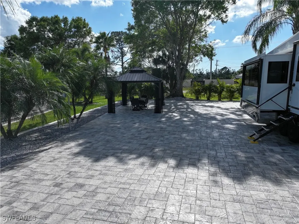 5870 Maplewood Court Fort Myers FL 33905