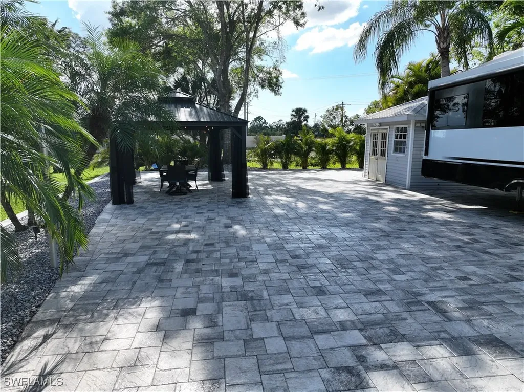 5870 Maplewood Court Fort Myers FL 33905