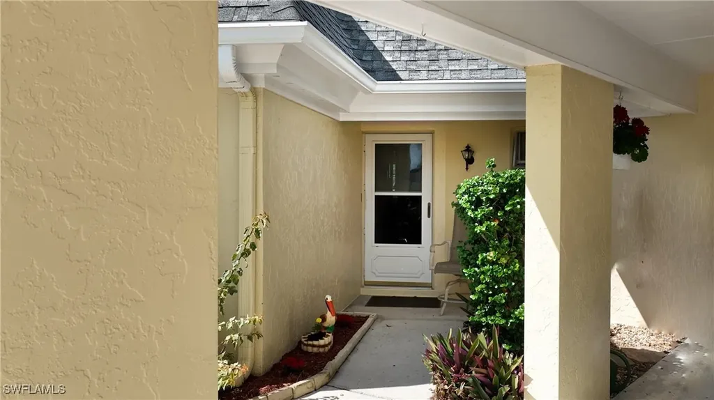 8 Park Lane Circle Lehigh Acres FL 33936