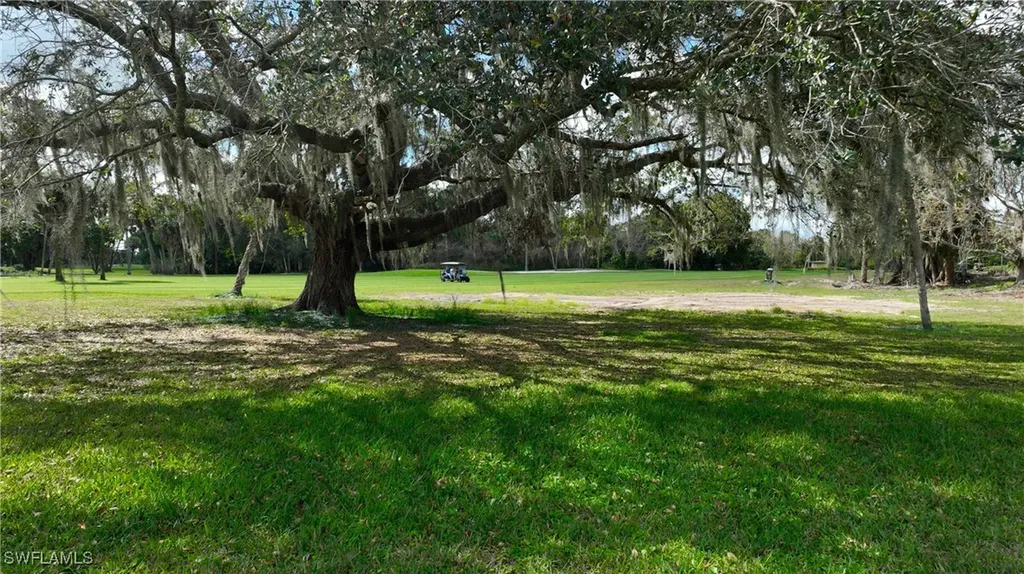 8 Park Lane Circle Lehigh Acres FL 33936