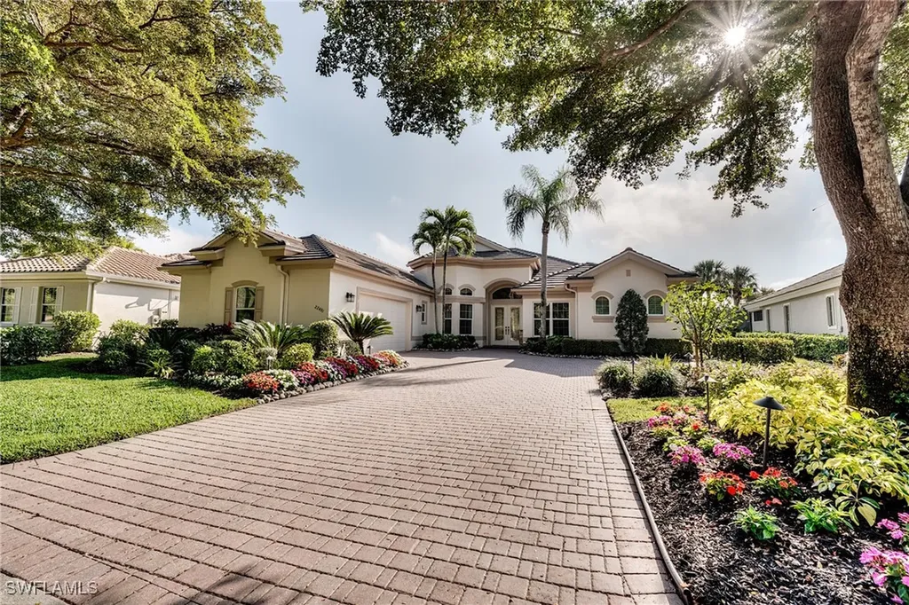 22491 Glenview Lane Estero FL 34135