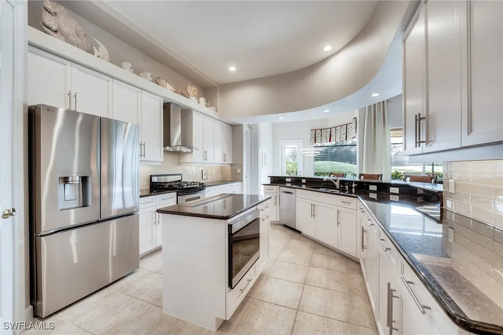 22491 Glenview Lane Estero FL 34135