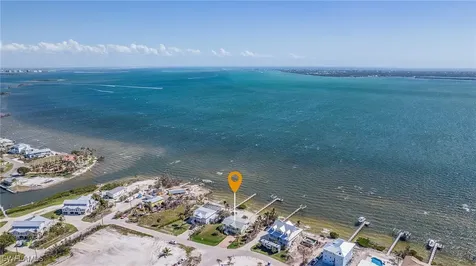 3177 Vacation Lane ST. James City FL 33956