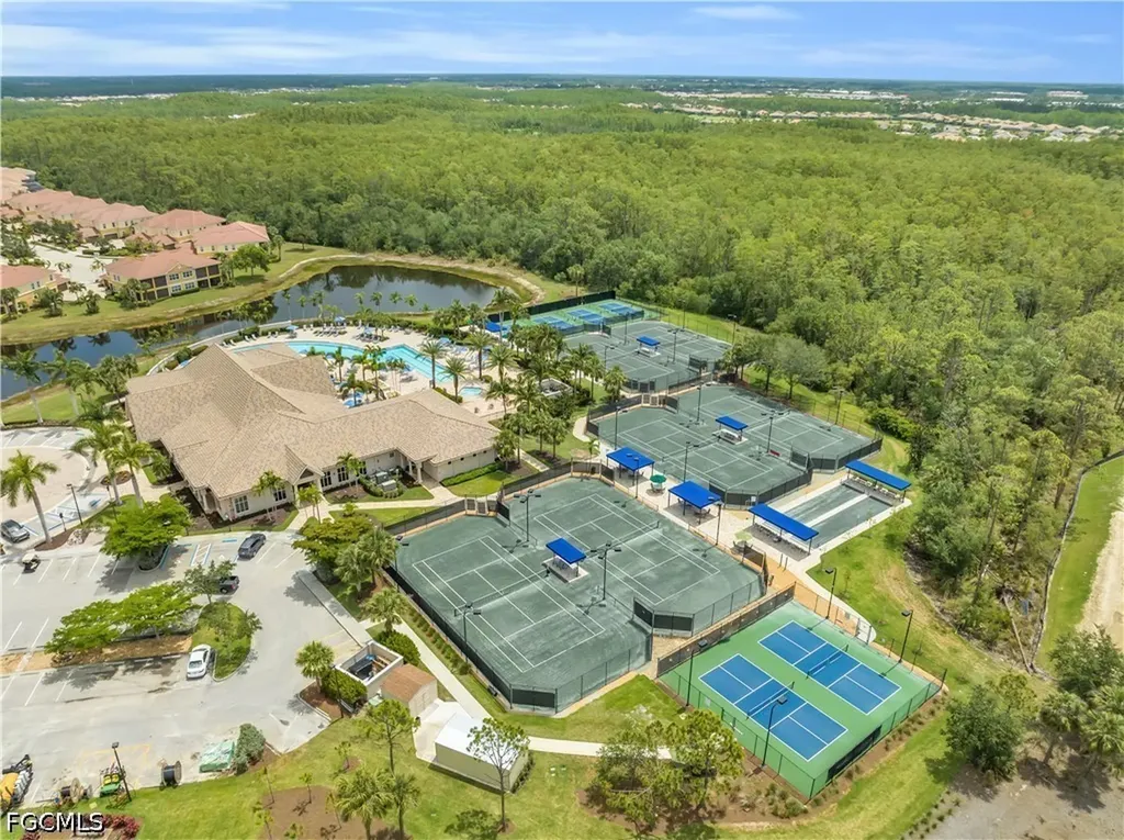 12905 Hadley Court Fort Myers FL 33913