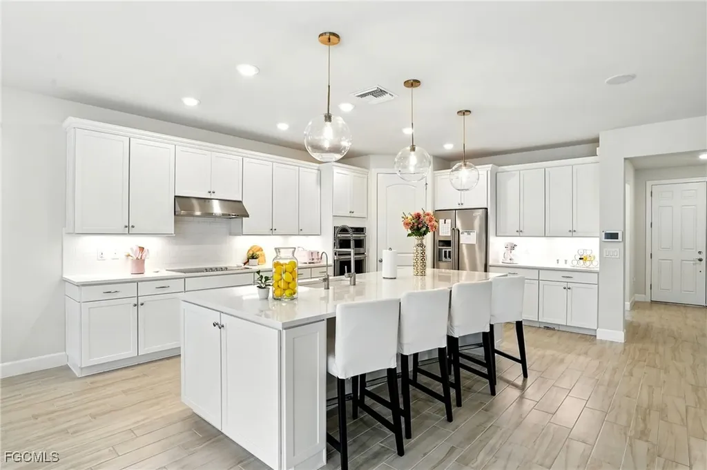 12905 Hadley Court Fort Myers FL 33913