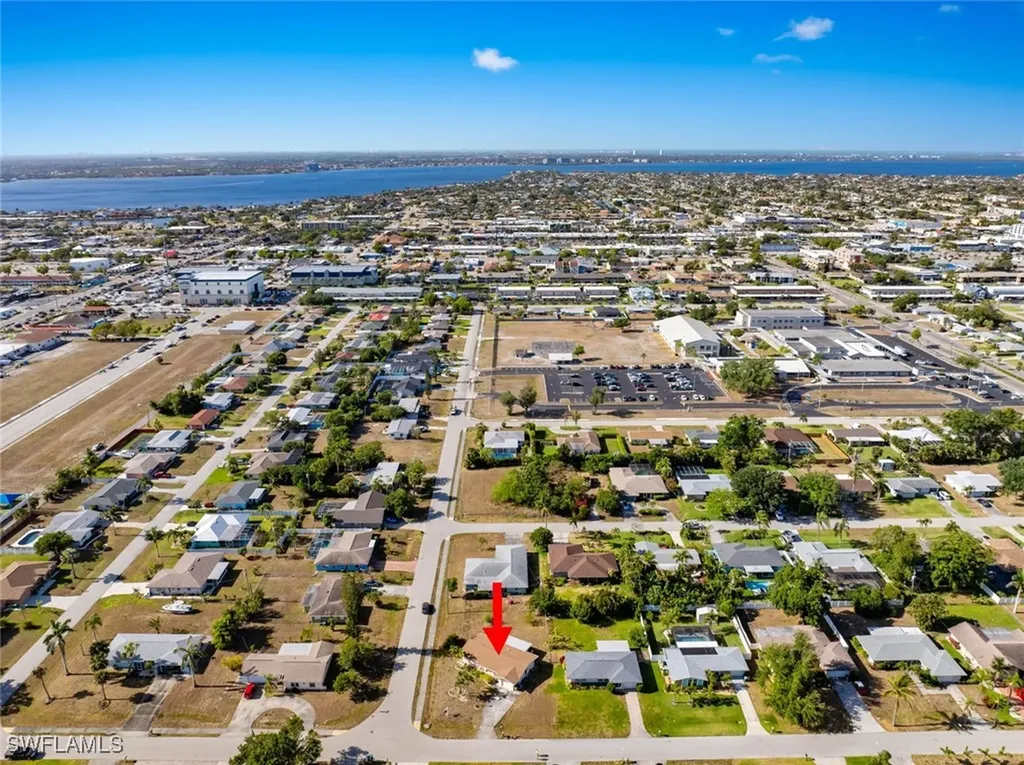 1332 SE 44th Street Cape Coral FL 33904