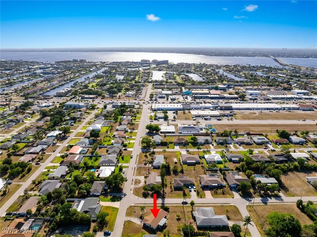 1332 SE 44th Street Cape Coral FL 33904