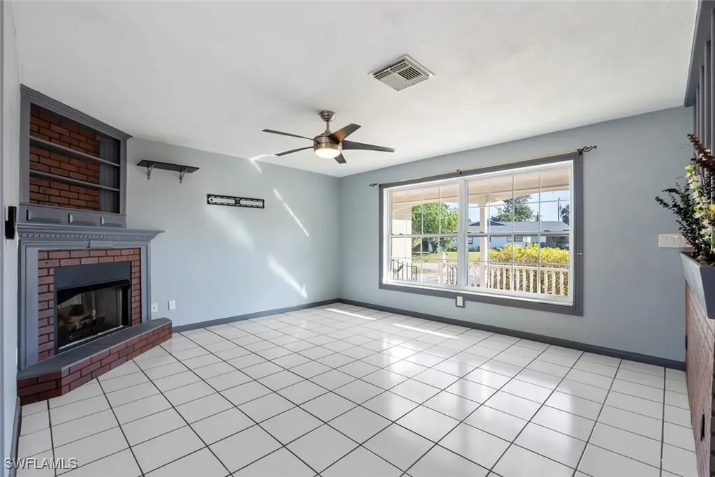 1332 SE 44th Street Cape Coral FL 33904