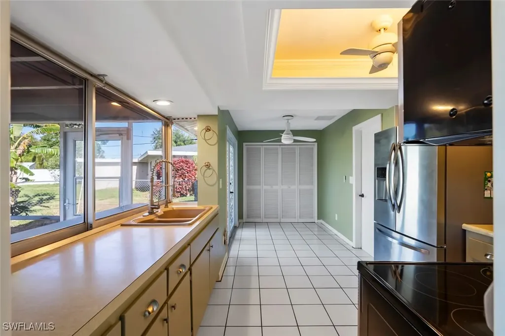 1332 SE 44th Street Cape Coral FL 33904
