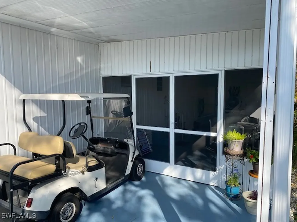 2738 Indianwood Drive North Fort Myers FL 33917