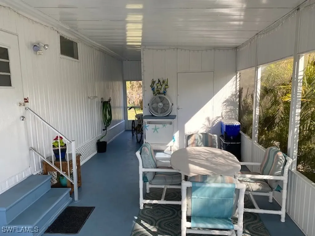 2738 Indianwood Drive North Fort Myers FL 33917