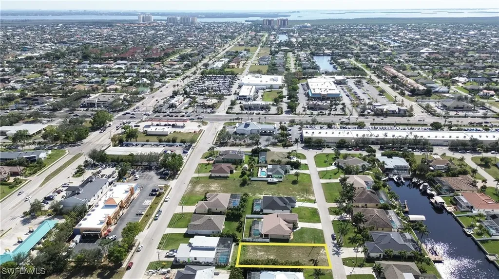 4627 SW 17th Avenue Cape Coral FL 33914