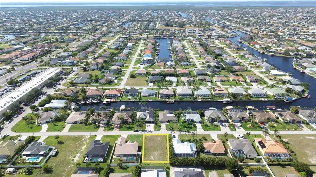 4627 SW 17th Avenue Cape Coral FL 33914