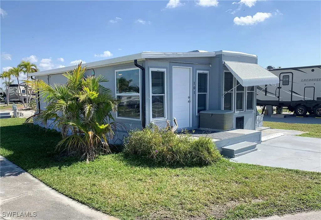 19681 Summerlin Road Fort Myers FL 33908