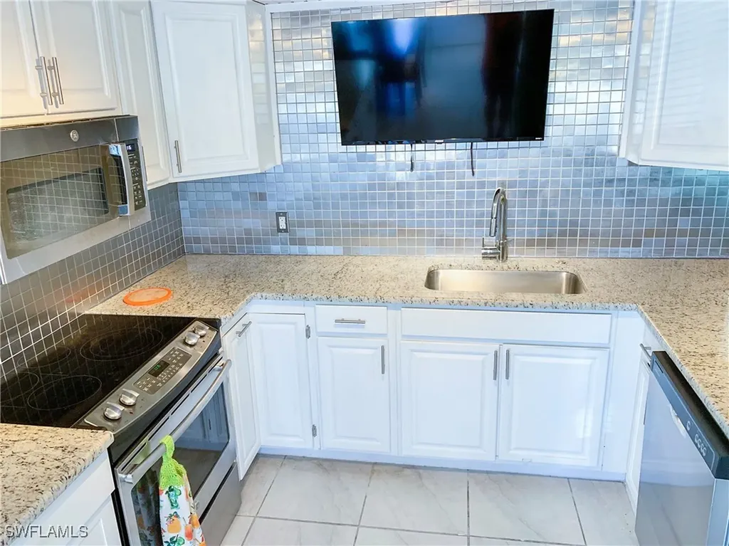 19681 Summerlin Road Fort Myers FL 33908